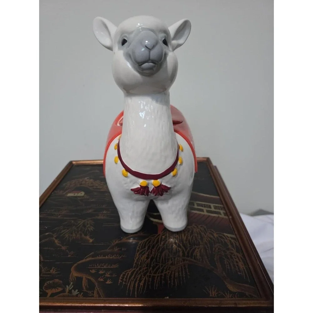 Threshold Llama Alpaca Stoneware Cookie Jar w/Lid 11